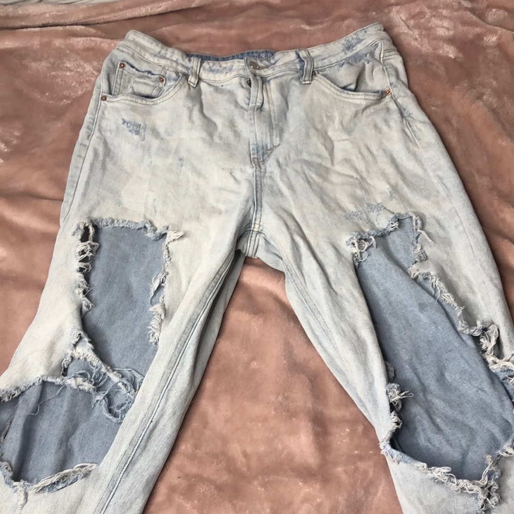 Ripped mom jeans